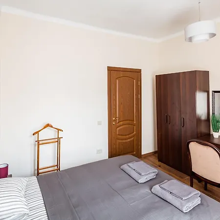 Апартаменти 3rooms Apart Shevchenka Ave 23 Львів